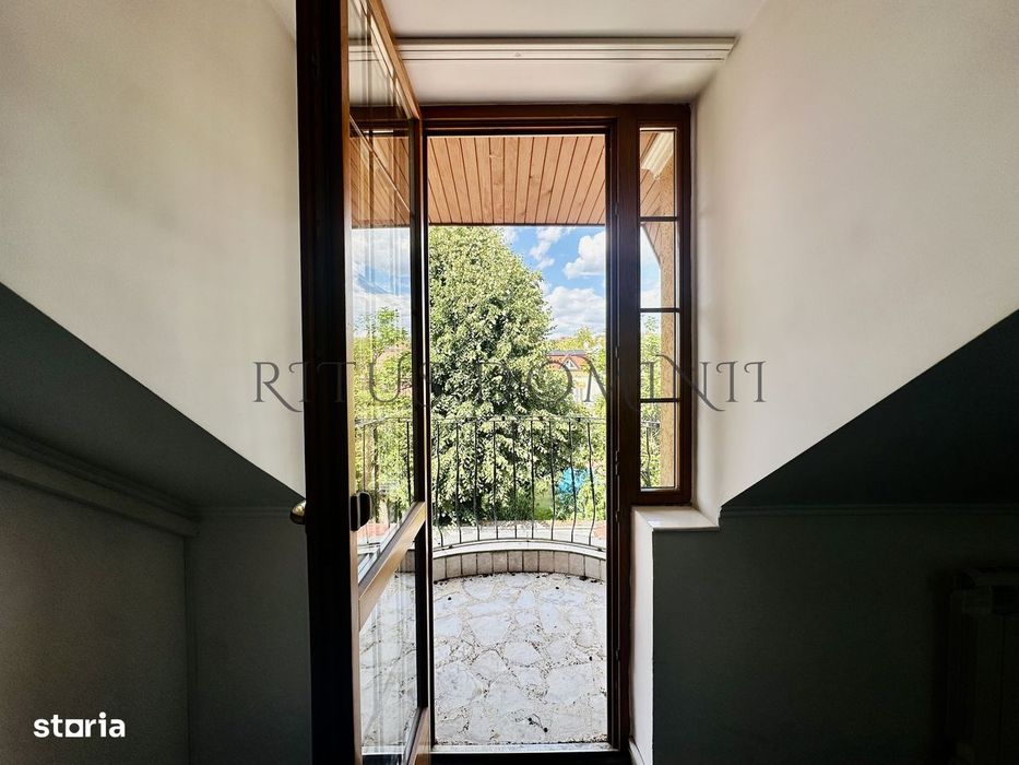 Casa de Închiriat Ultracentrala, 12 Camere, 10 Bai, 6 Parcari