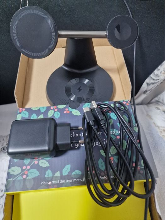 Зарядно за Iphone 3в1 безжично