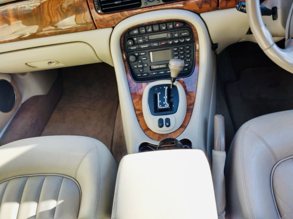 Jaguar Xj - 237 к.с. - газ/бензин