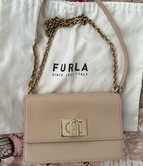 Чанти Pinko LOVE Moschino Guess Furla