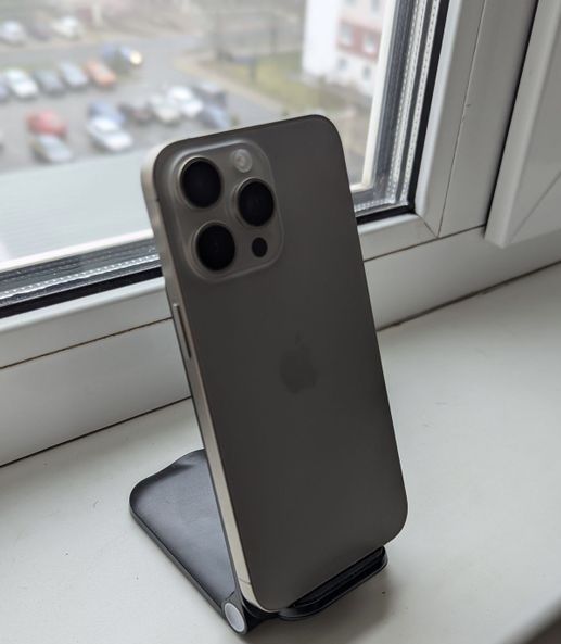 Продам iphone 15 pro max 1tr