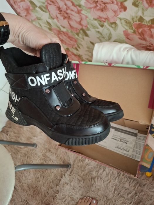 Ботинки демисезонные