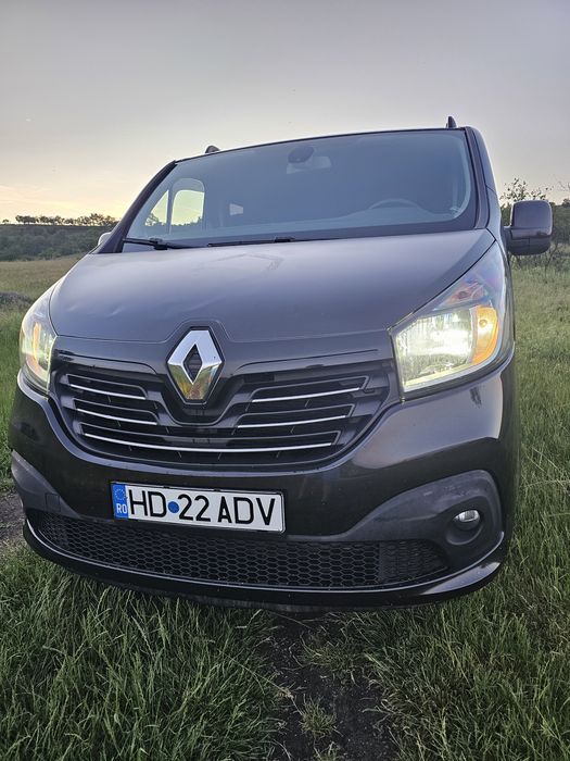 RENAULT Trafic 2016 — imagine 2