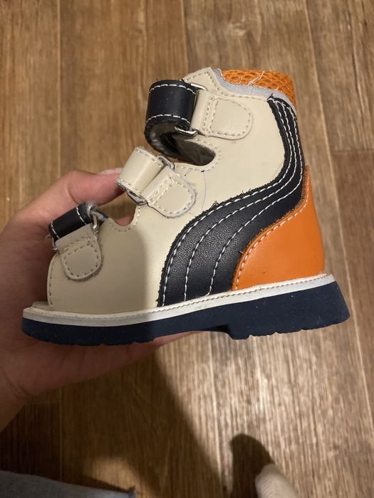 Ортопедические сандали