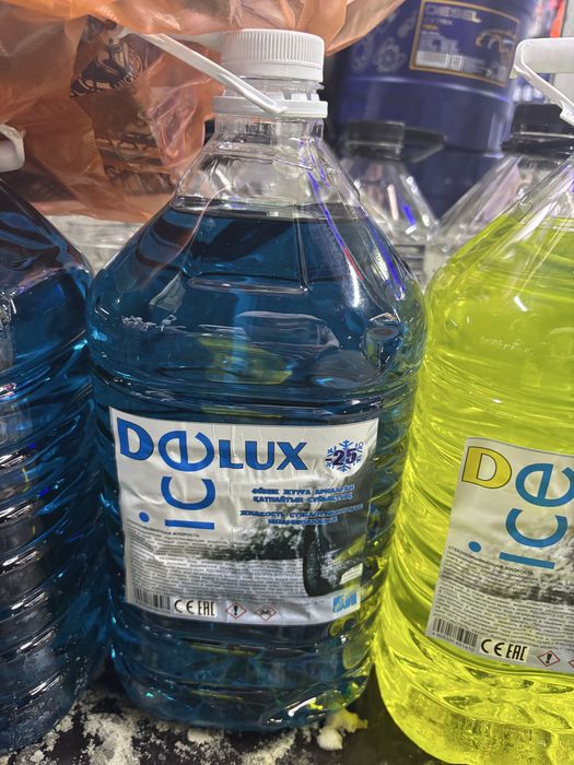 Стеклоомыватель Delux