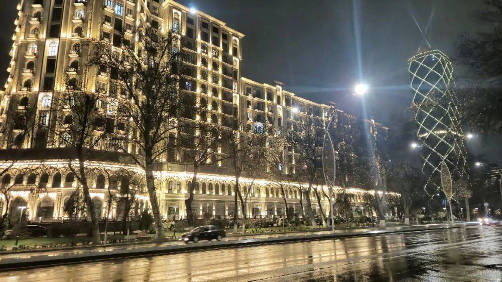 Uzbegim Продается 3 комнатная квартира коробка ул.Бабура, Аэропорт