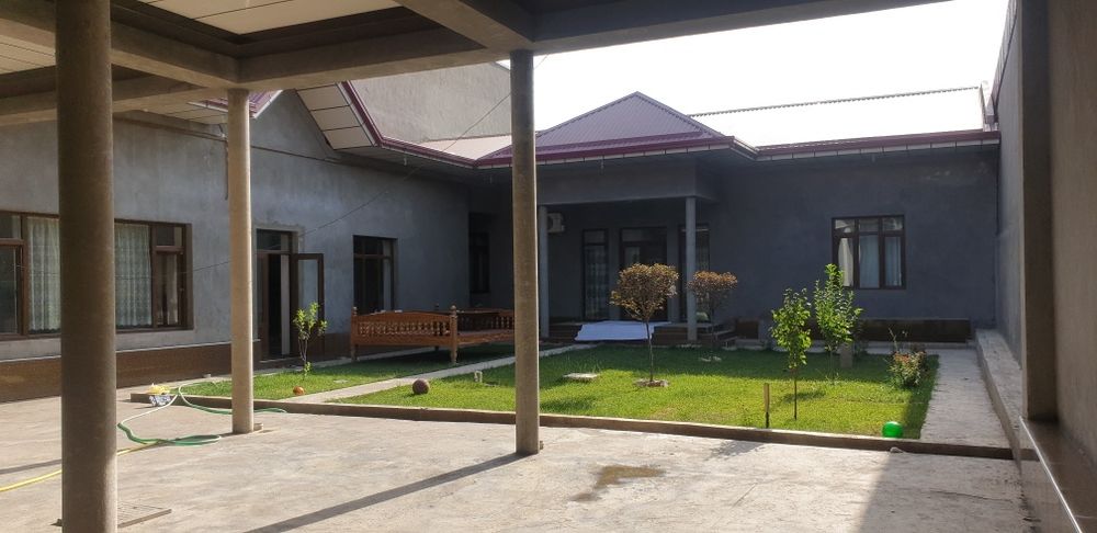 Olmazor tumani  ohinboboyif uchastka sotiladi srochniy sotiladi