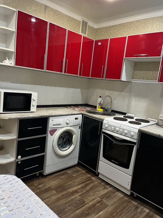 Сдам 1 комн посуточно