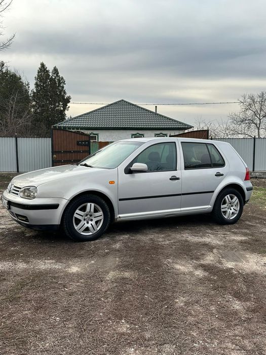 Volkswagen golf 4