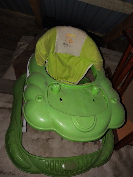 Ходунки для ребенка