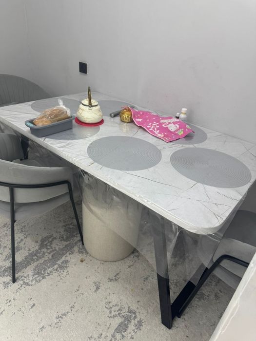 Стол состояние нового