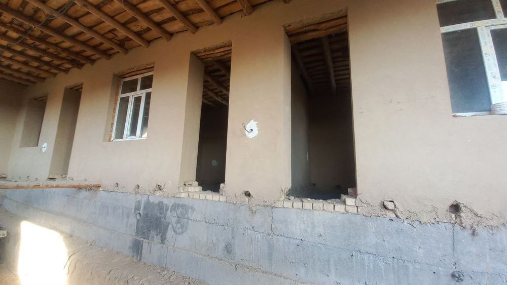 Участка сотилади 42.000$