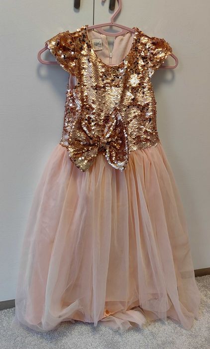 Дрехи за момиче 122 128 дънки блузи рокли комплекти Waikiki Zara H&M