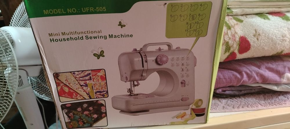 Продаётся швейная машина