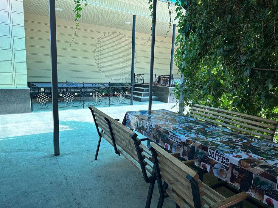 Продаётся дом(дача) в чарваке на 400кв.м