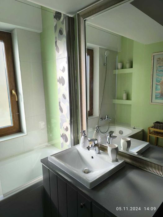 Mamaia Centru, 2 camere 80 mp, renovat, parcare, utilat, minim 12 luni