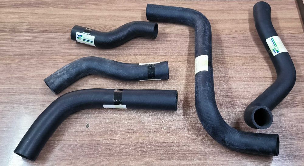 Патрубки радиатора на Nissan Terrano WD21, R20, R50, Mistral