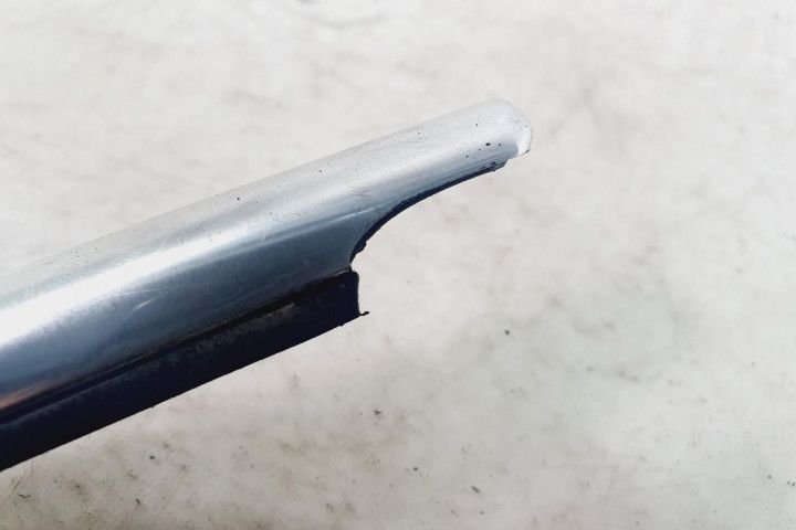 Perie geam stanga fata 3c4837475b Volkswagen Passat B6 (2005 - 2010)