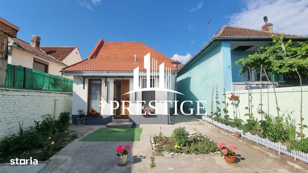 Casă De Vânzare În Sibiu Terezian | 4 Camere | 2 Băi | Curte