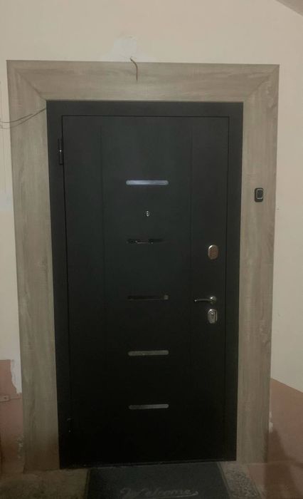 Продаётся 4-х комнатная квартира, в центре города