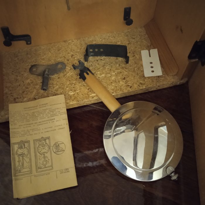 Часы янтарь сделано в СССР