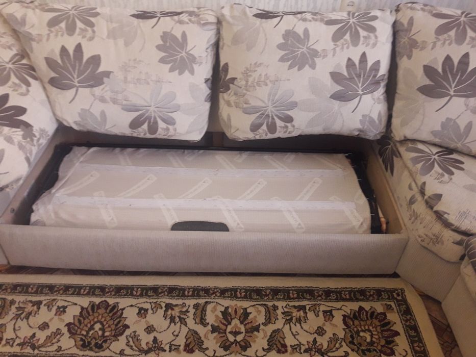Срочно продам мягкий уголок