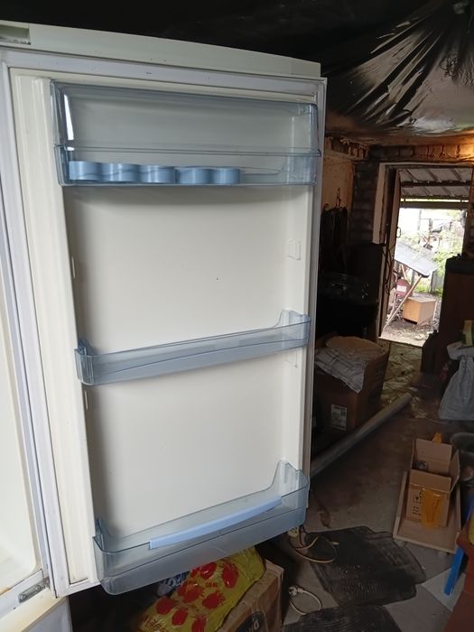 Холлдильник Веко