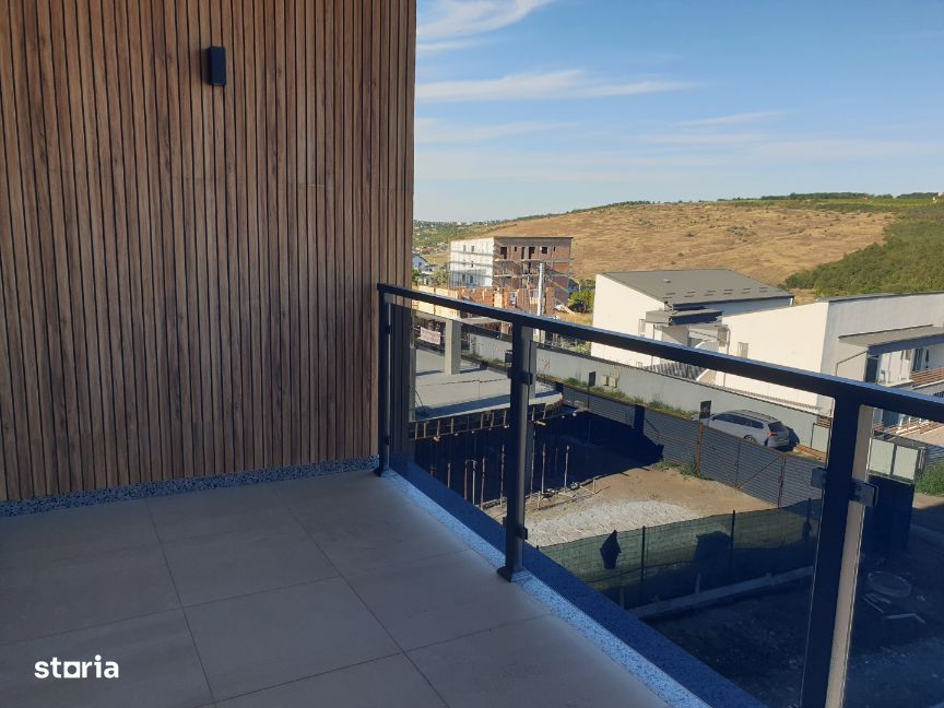 IASI-REDIU –Apartament cu 3 camere ultramodern- suprafata vitrata mare