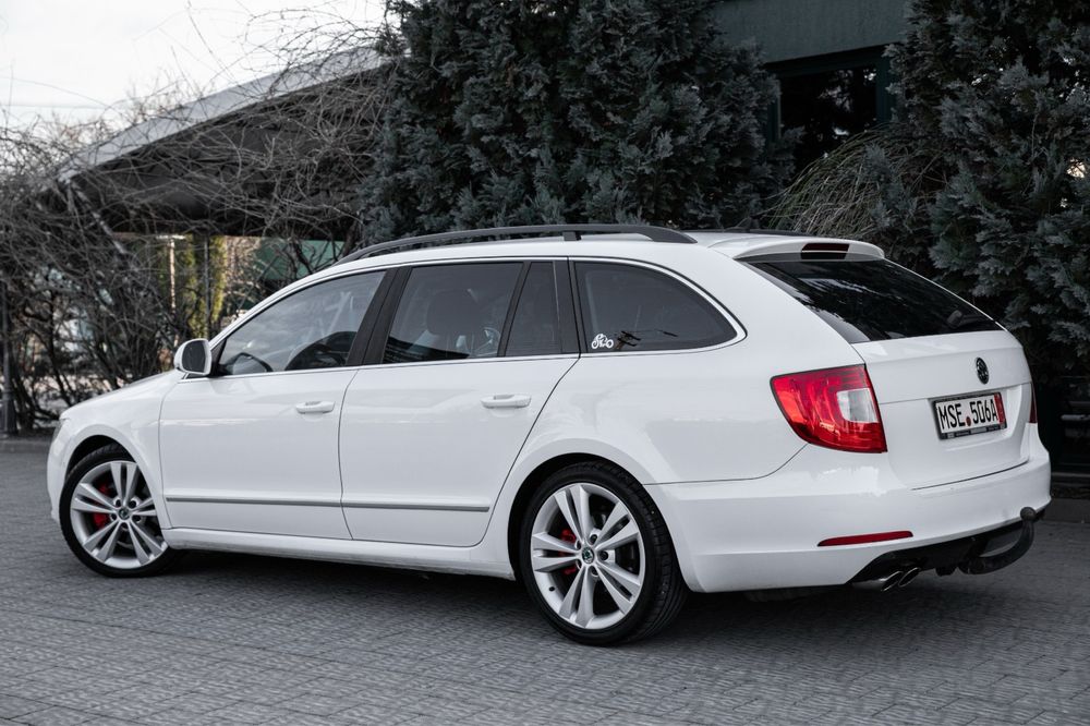 Skoda superb 2011/ diesel 2.0 / 140 CP