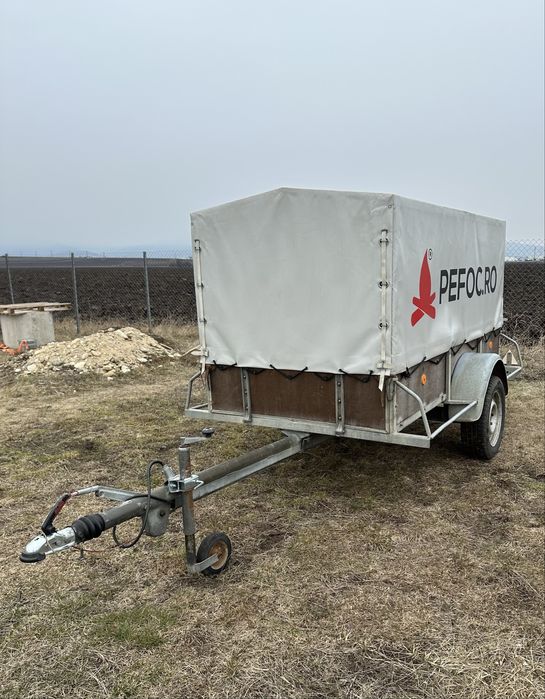 Remorcă 1200 kg cu sistem de frânare
