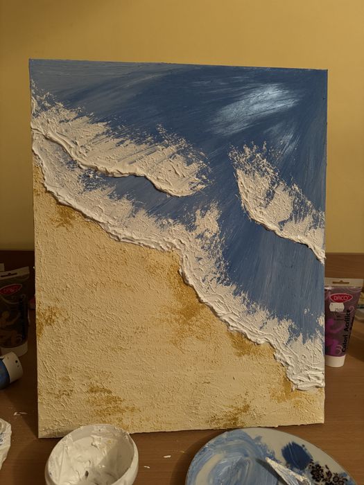 Tablouri prictate manual pe pânză