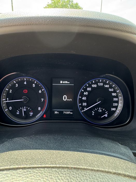 HYUNDAI Kona 0 — imagine 2
