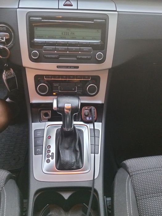 Vând Volkswagen PASSAT CC Diesel  2000 L