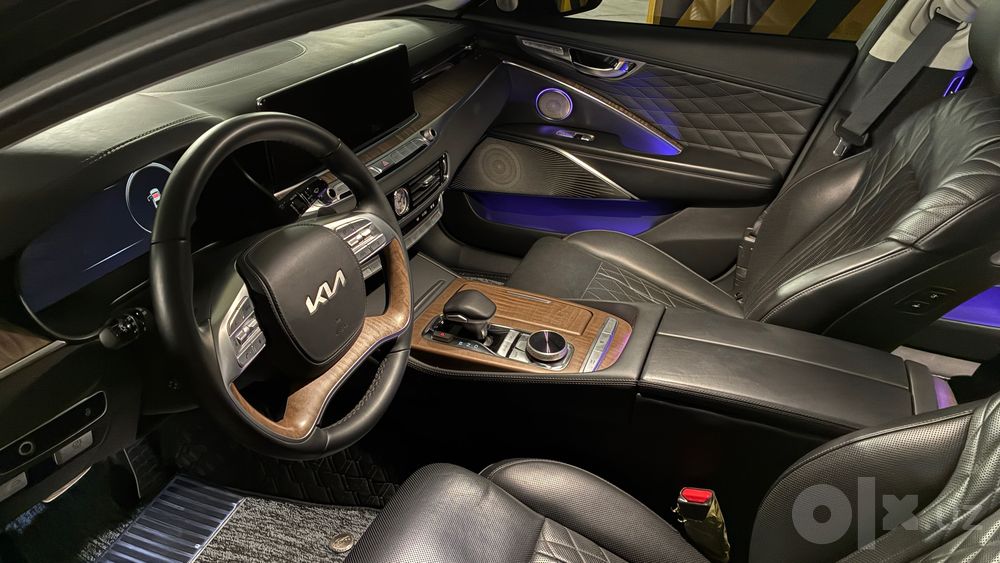 KIA K9 PREMIUM 2023 чистая