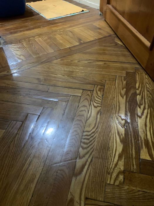 Сотилади Чиланзар 14,- Афруз 1/4/4 балкон 1,5х6