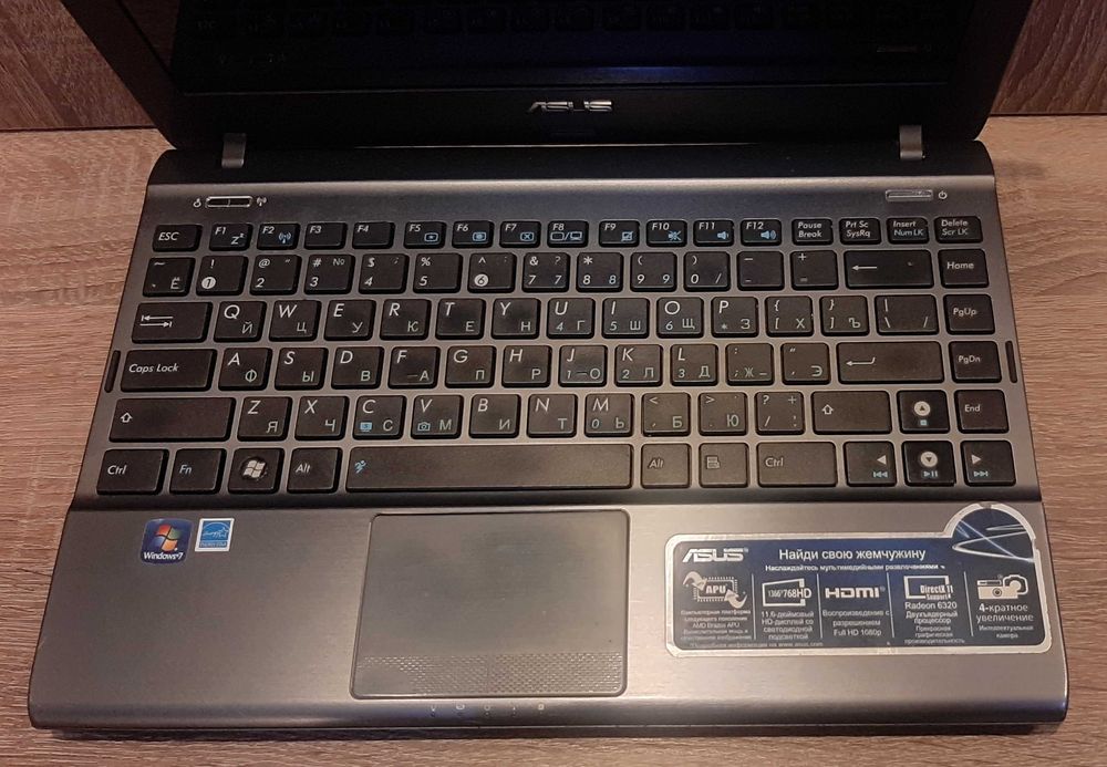Ноутбук ASUS Eee PC 1225