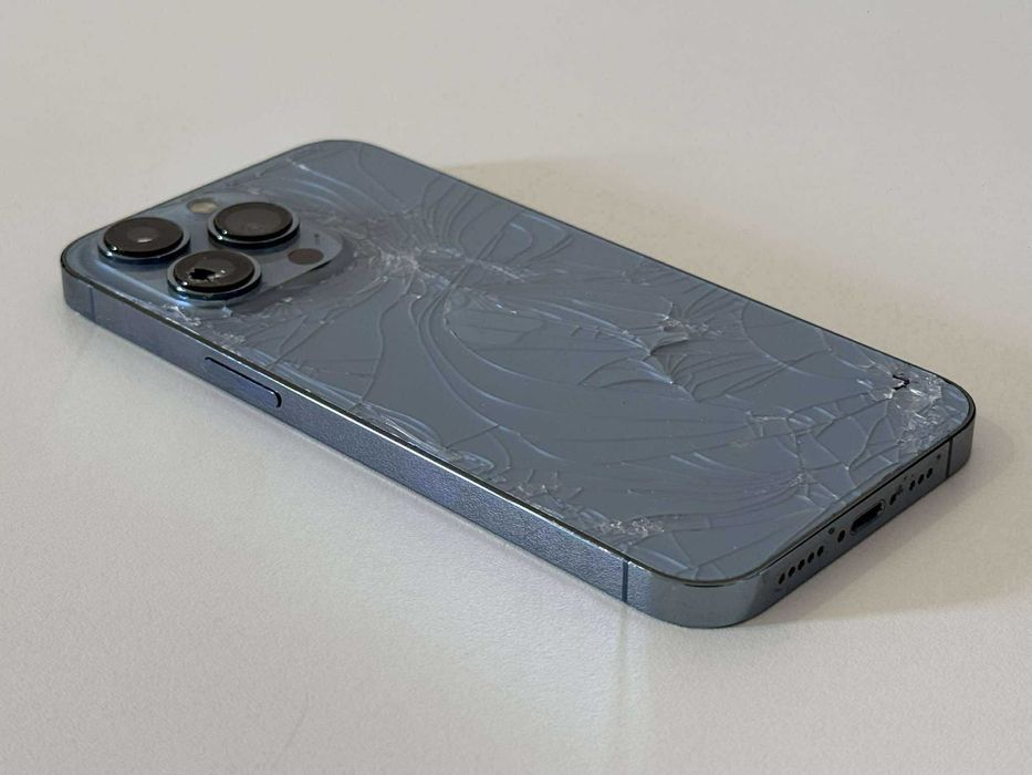 Бартер! iPhone 13 Pro 256GB Sierra Blue (Син)