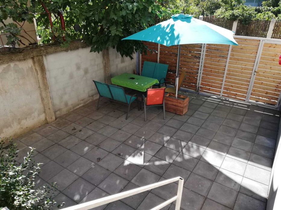 Inchiriez garsoniera dubla  , curte proprie . Valea Furcii Drumul Taberei.