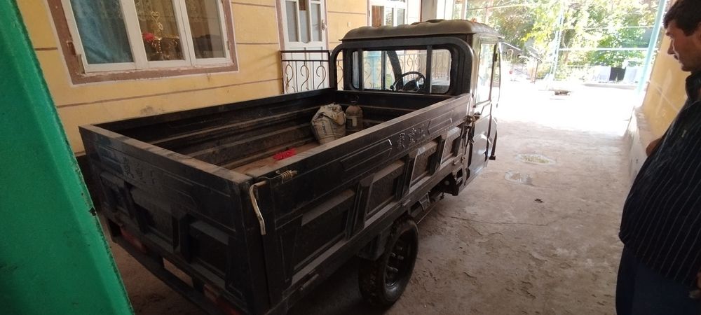 Elktra skuter 1,5toʻnalik aftamat yoqilgʻi toʻk