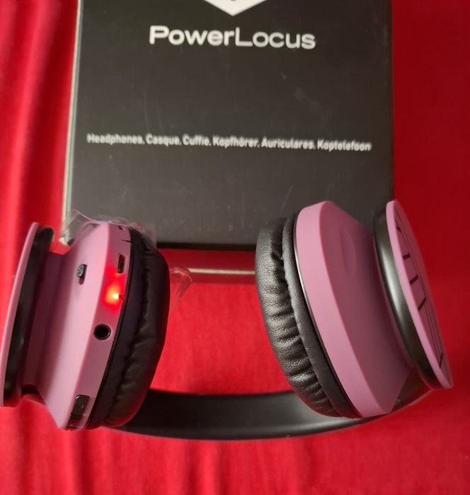 Vând căști PowerLocus