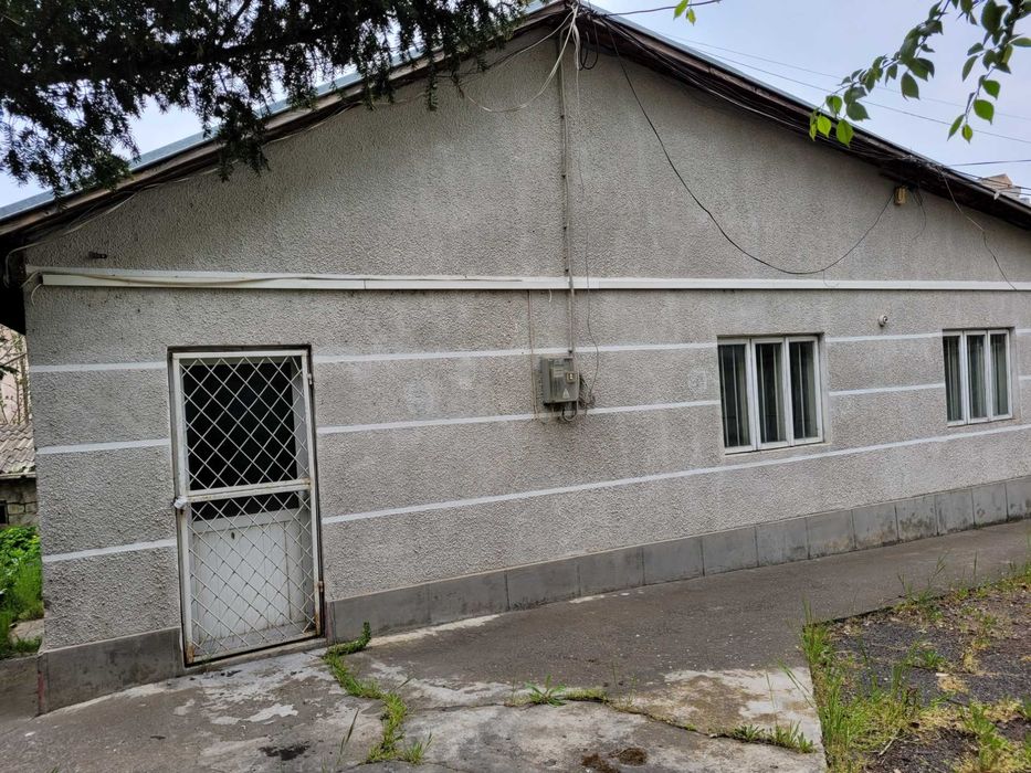 Vand casa, pozitie ultracentrala, oras Tulcea