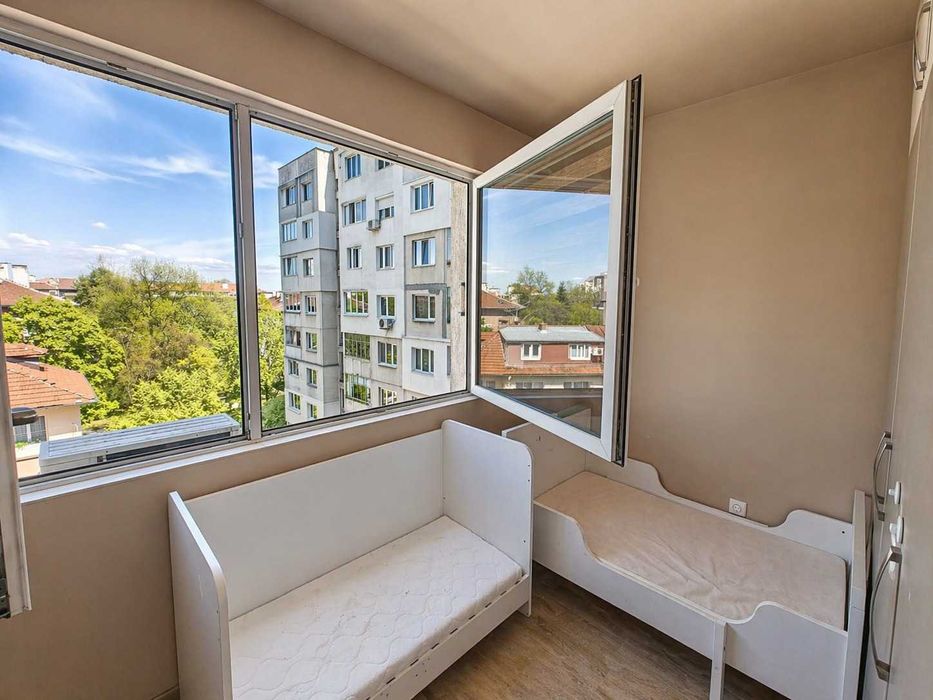 Продава се Тристаен апартамент в София, Лагера - 80 кв.м за 1460 €/кв.м - Снимка #12