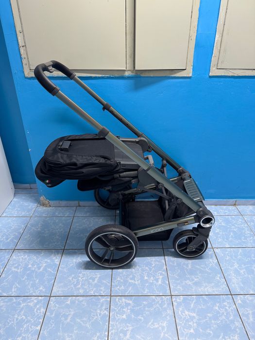 Продам детскую коляску