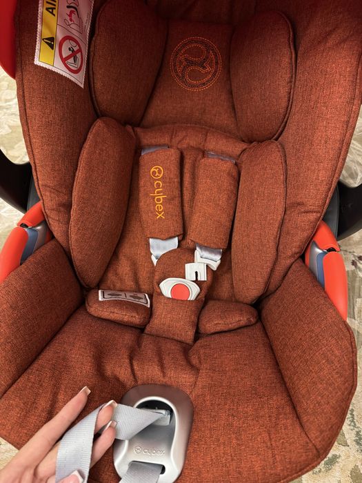 Авто кресло(автолюлька) Cybex, новое