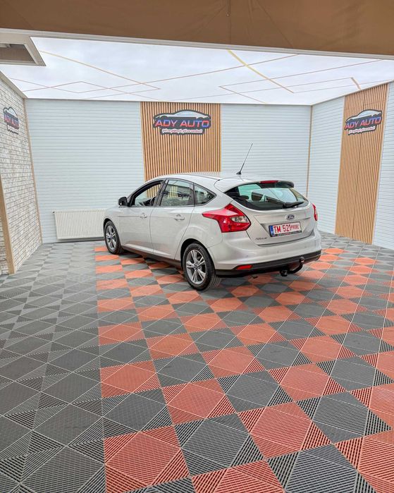 FORD Focus 2014 — imagine 23