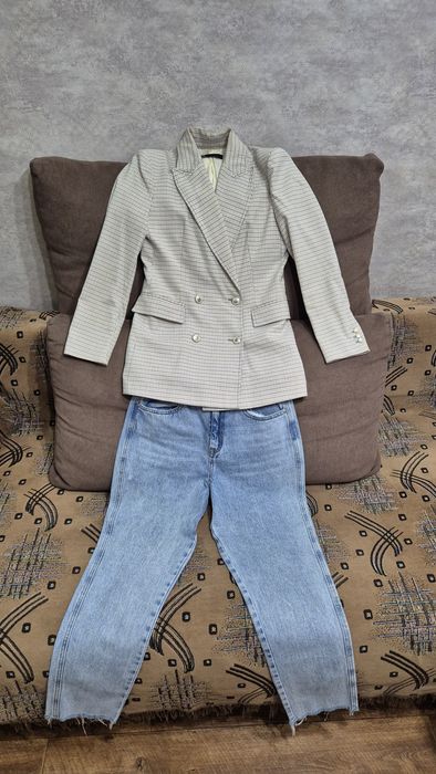 Продам б/у женские  рубашки р44-46