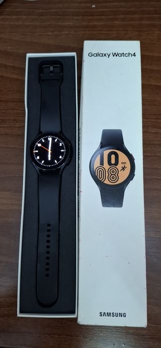 Samsung watch 4/44