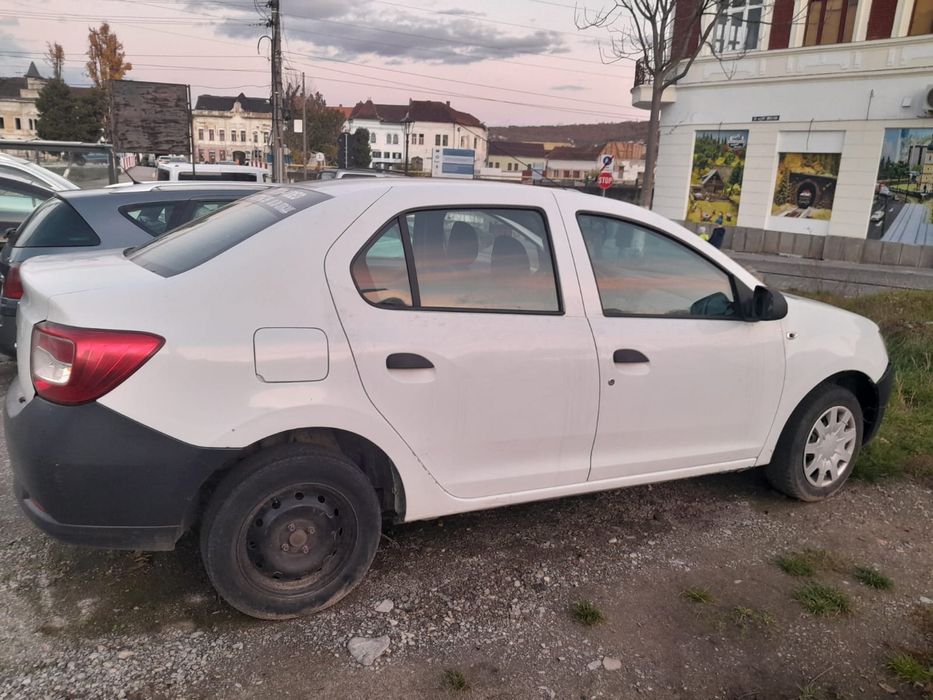 Dezmembrez Dacia Logan 2013 Motorizare 1.2 Benzina