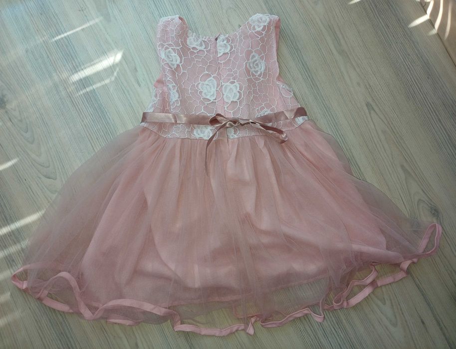 Рокля  размер 2-3 години