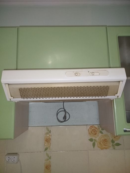 Продам газовую плиту